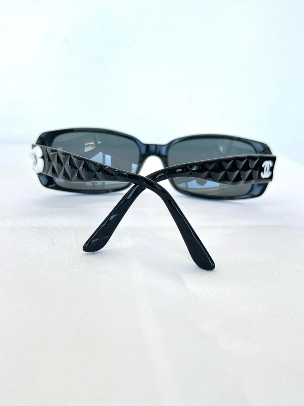 CHANEL 5146 C. 1125/3C Camellia Flower CC Black Quilted Acetate Frame Sunglasses